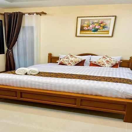 Capital O 75518 Baan Rose Resort Ao Luk Buitenkant foto
